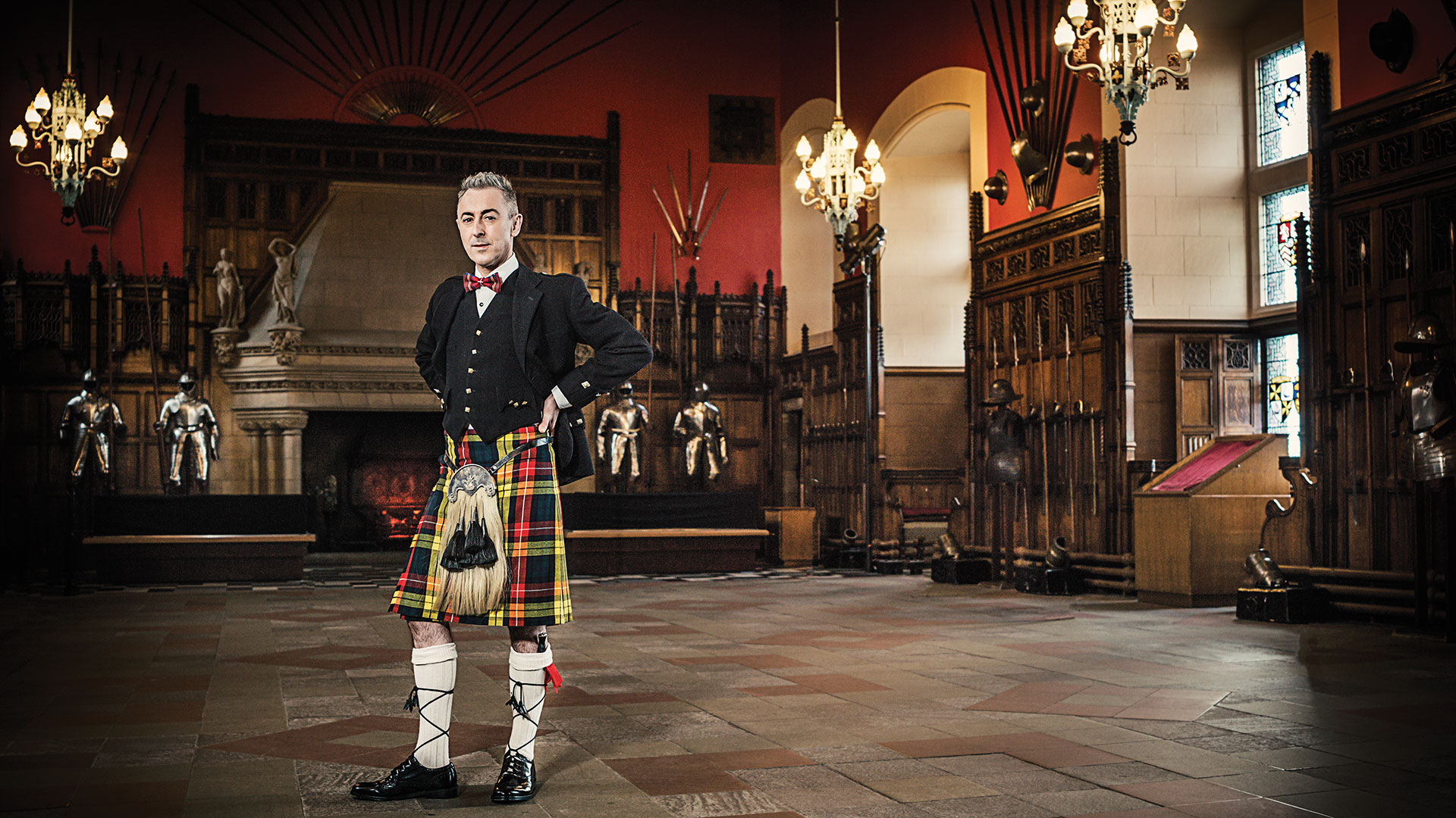 It's easy to have a bonny good time with this great Scot. Check out these cool photos of Alan Cumming in Edinburgh!