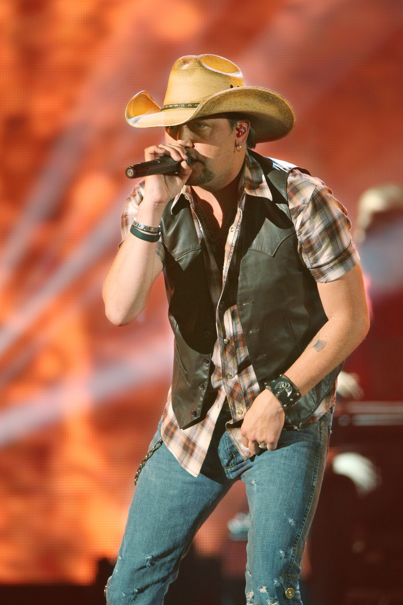 Jason Aldean Scheduled To Perform On The 48th ACM awards