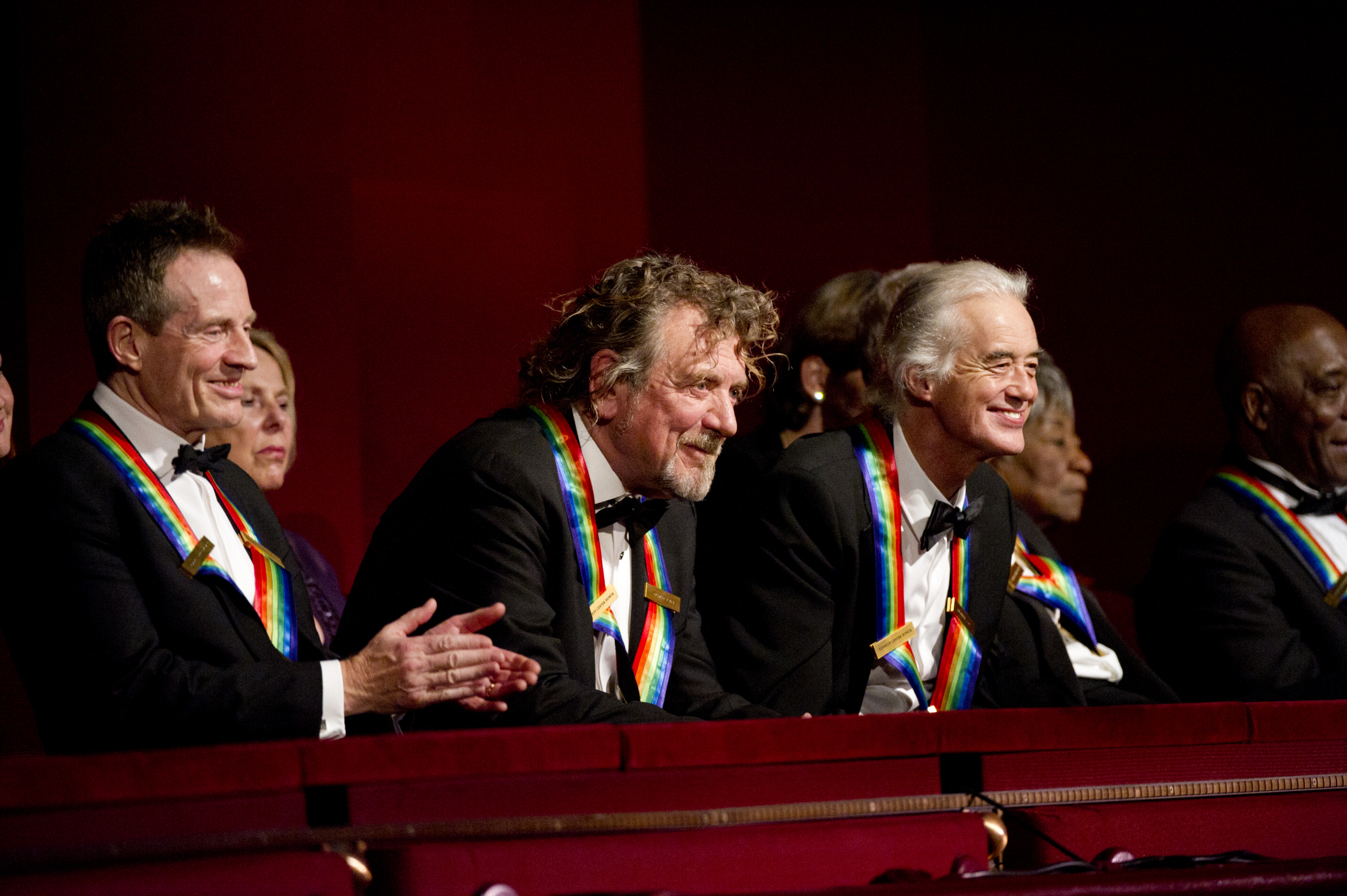 Премия центр. Кеннеди Холл лед Зеппелин. Премия центра Кеннеди. Led Zeppelin Kennedy Center Honors 2012. Награждение led Zeppelin Kennedy Center.