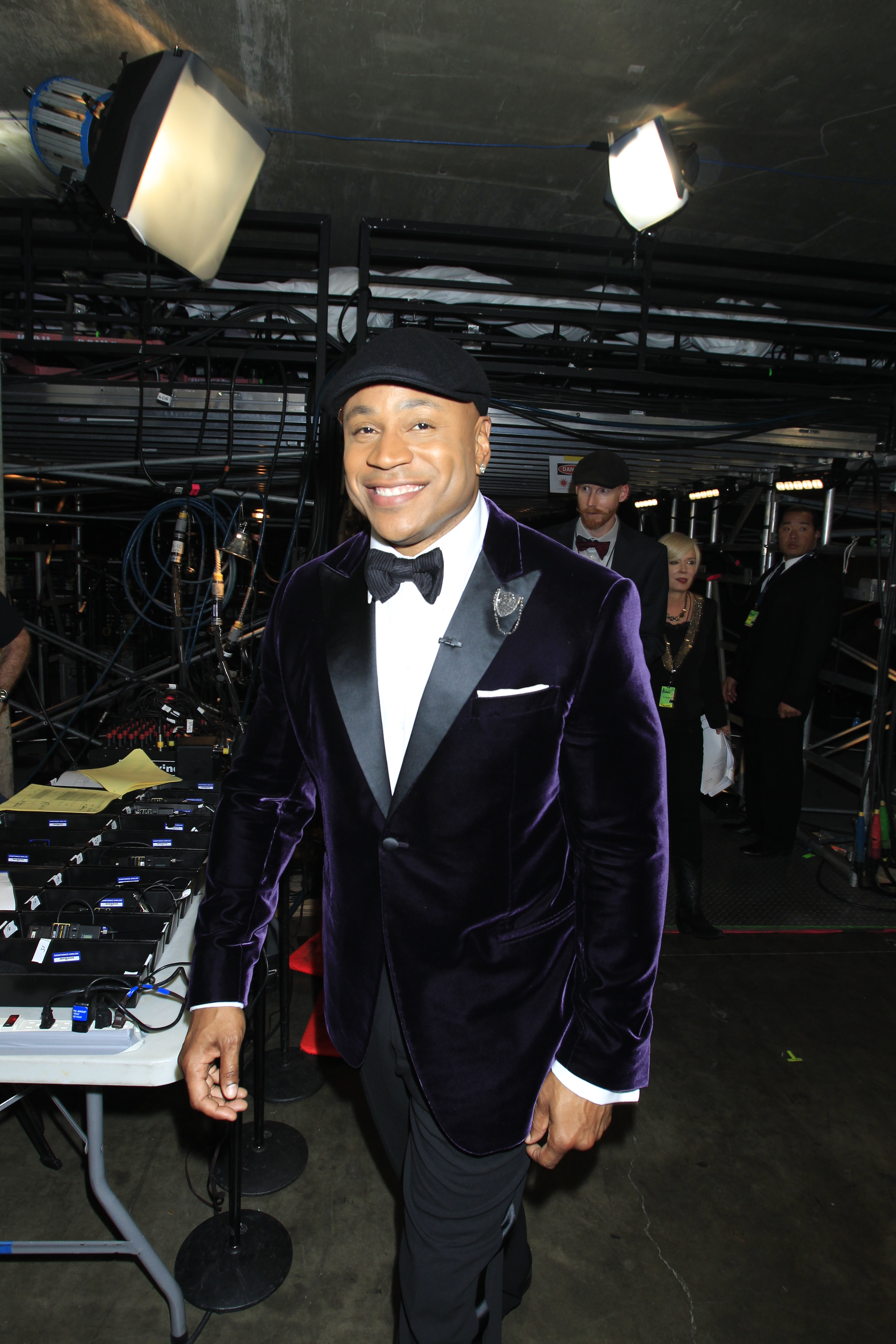 LL Cool J Backstage - GRAMMYs 2014 - CBS.com