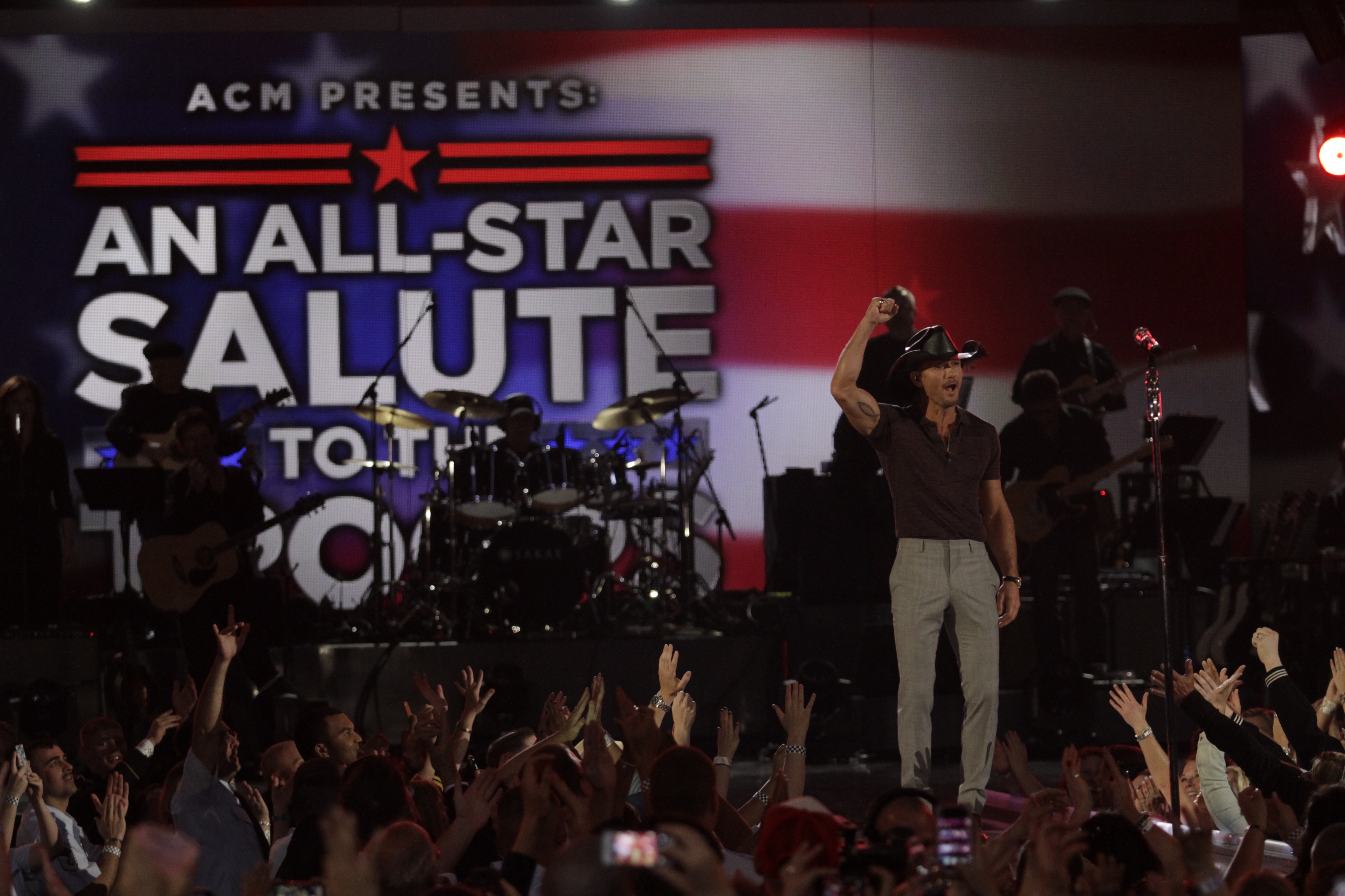Tim McGraw - ACM Presents: An All-Star Salute To The Troops