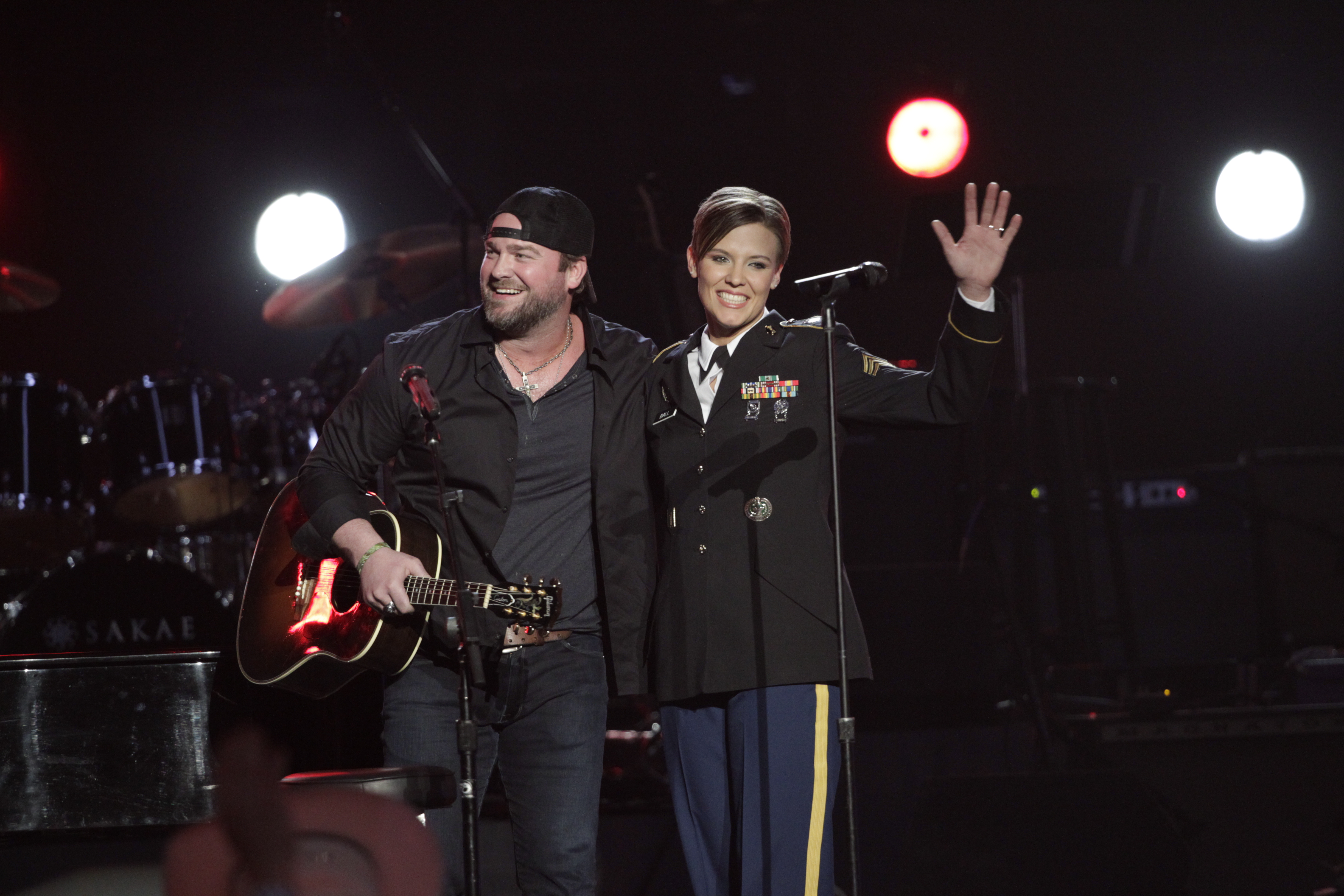 Lee Brice - ACM Presents: An All-Star Salute To The Troops