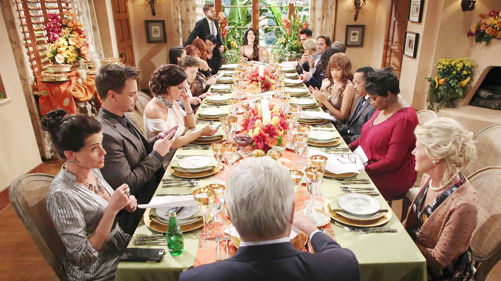 As is tradition, the Forrester, Logan, Spencer, Avant and Spectra families put their difference aside and join together for Thanksgiving and give gratitude.