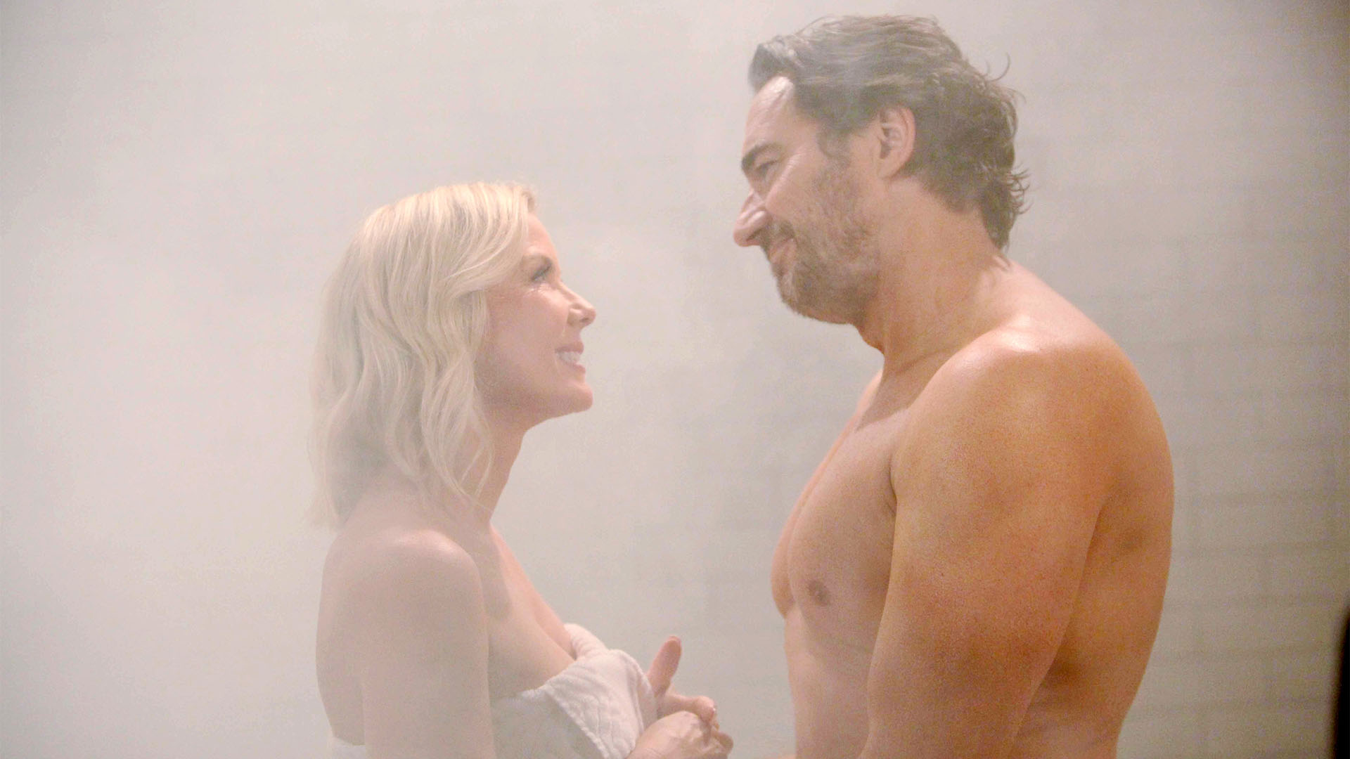Determined to win her back, Ridge sets up a steamy surprise for Brooke.