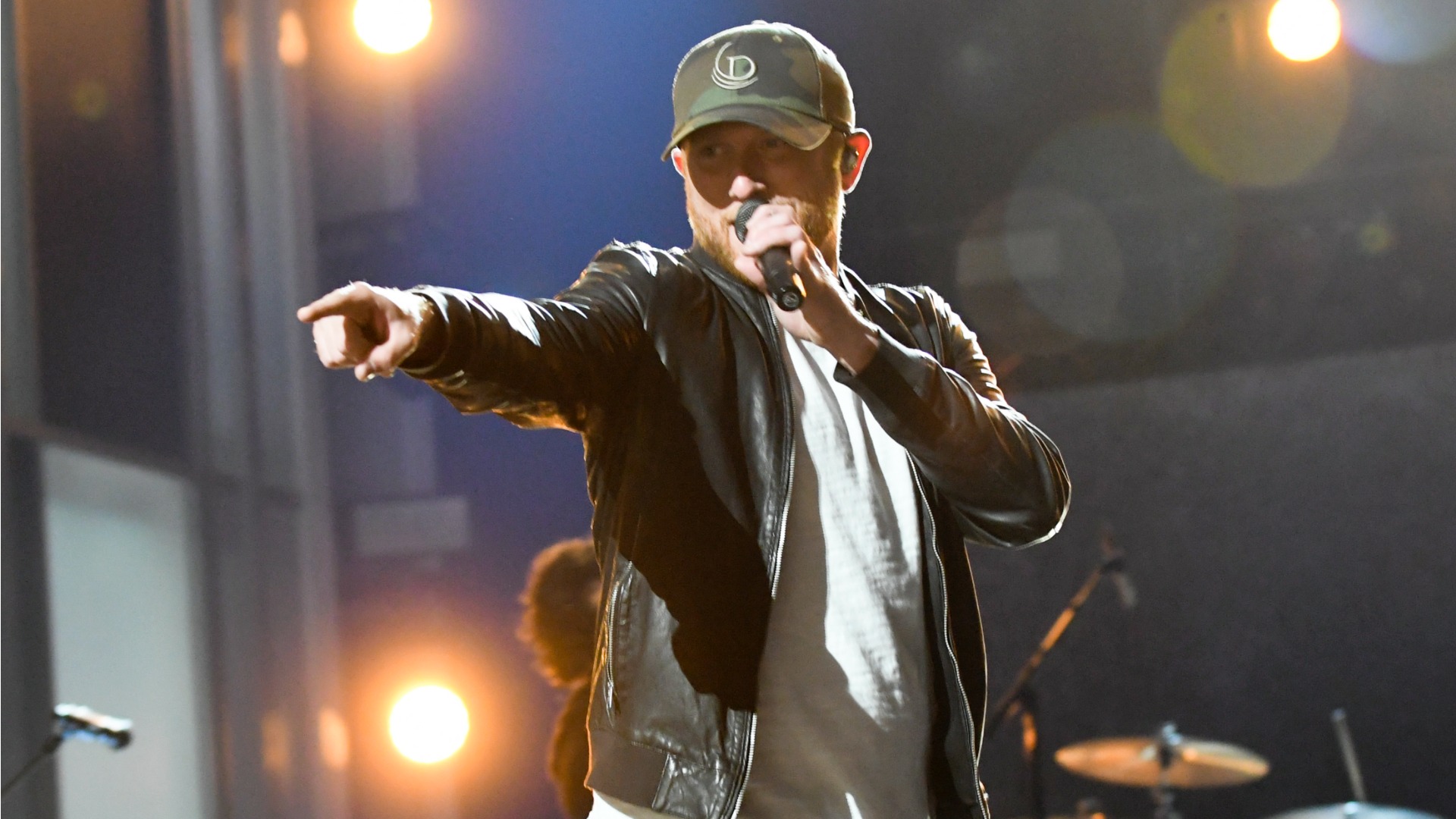 We'd just like to point out that we can't wait for Cole Swindell's performance.