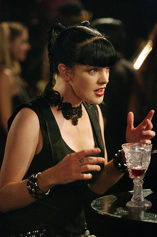 Pauley Perrette Outfits,Pauley Perrette NCIS