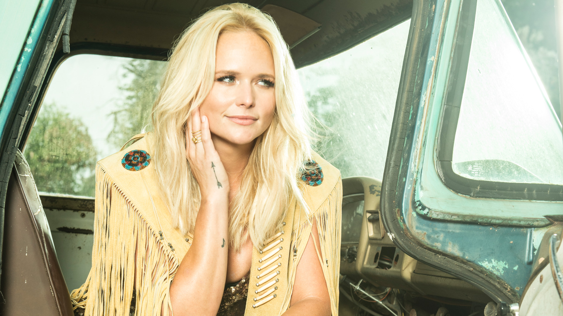 Miranda Lambert Fakes