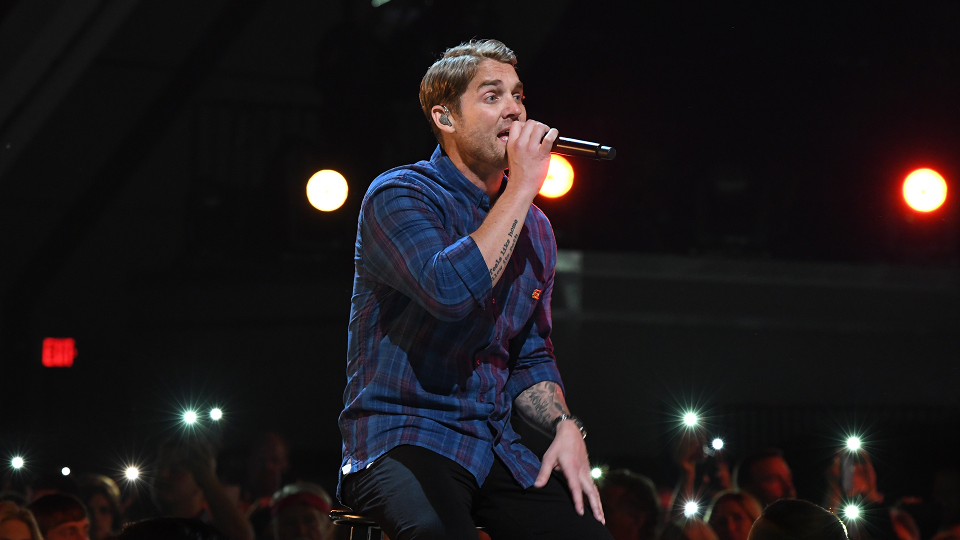 New Male Vocalist of the Year winner Brett Young jumps onstage to play 