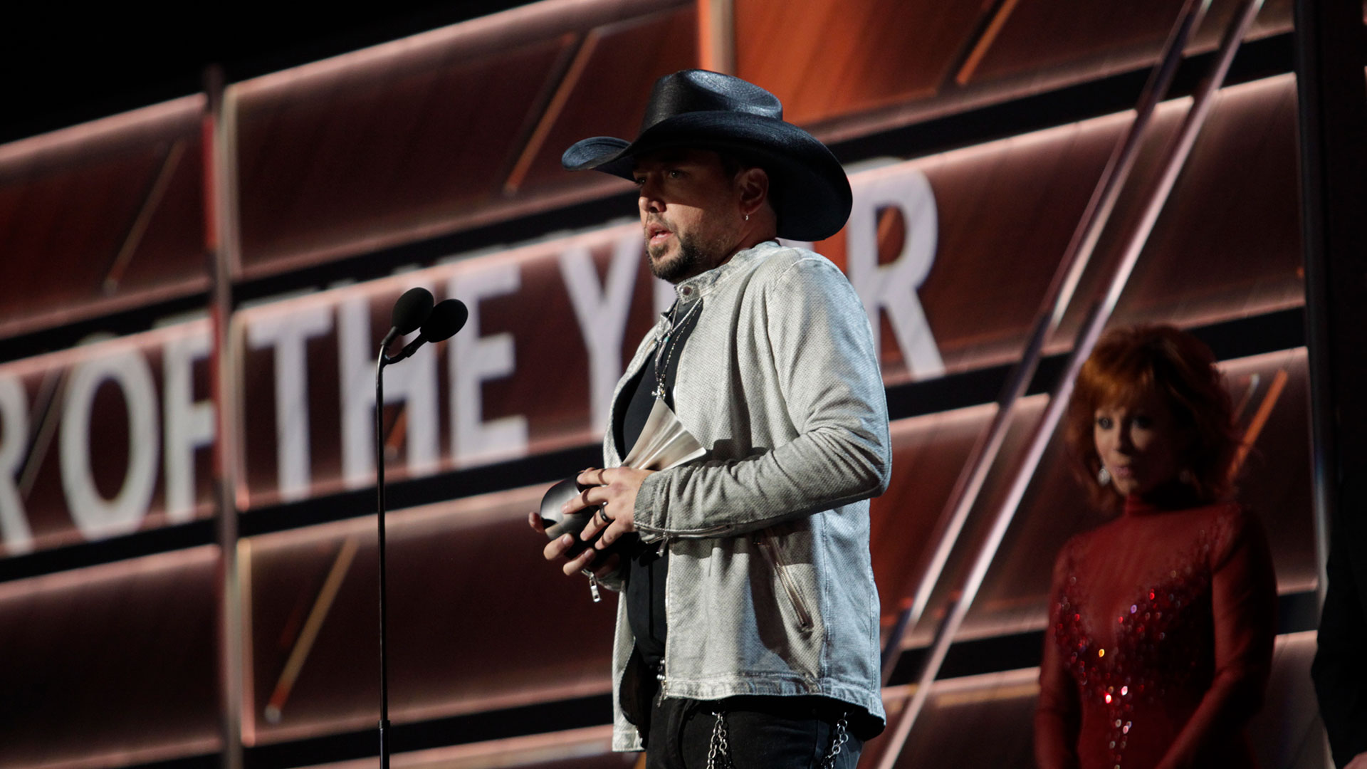 Jason Aldean wins Entertainer of the Year at the 53rd ACM Awards.