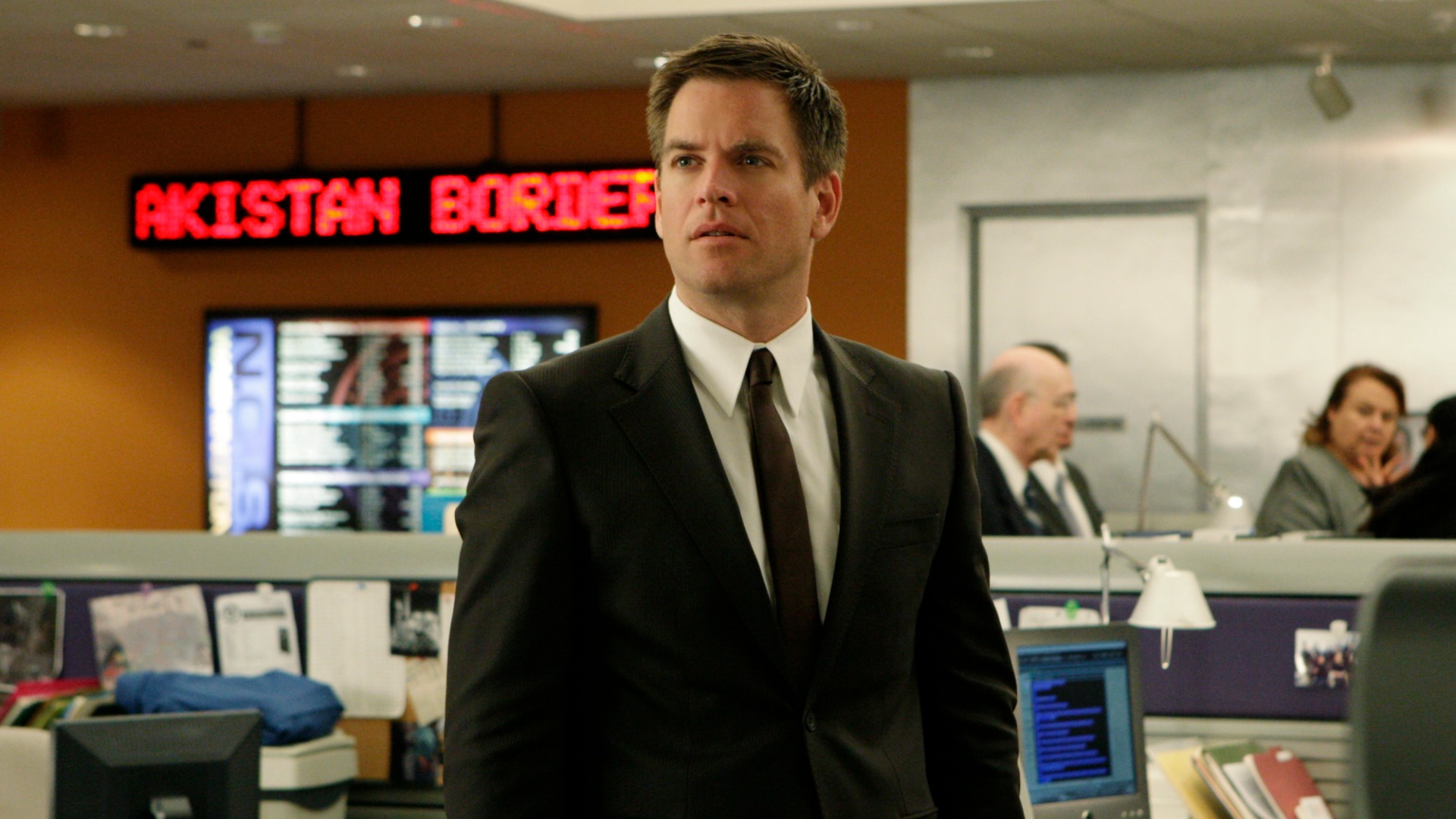 Michael Weatherly spills about his favorite NCIS moments, tonight's finale, and what the future has in store.