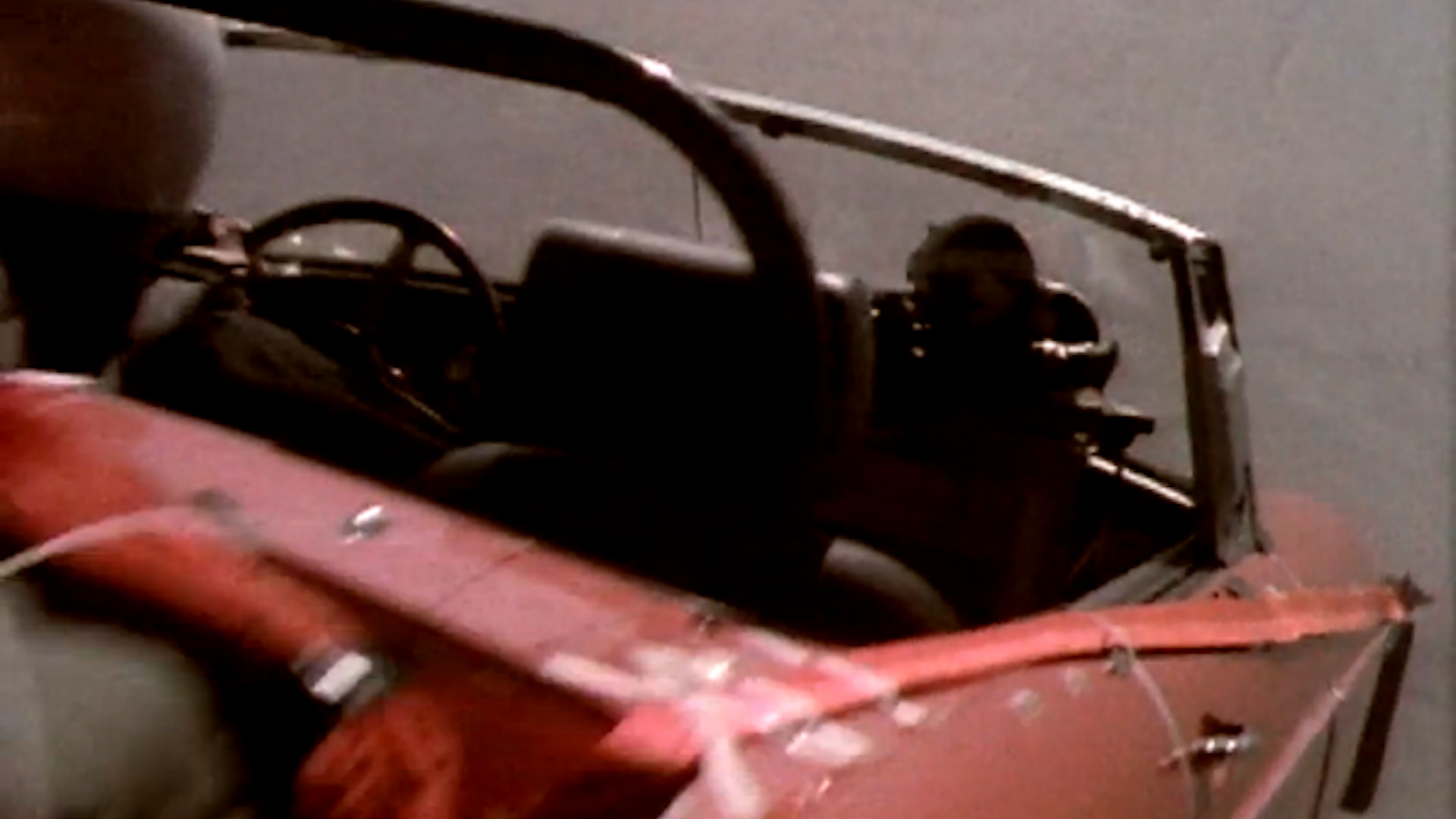 Air travel tip (Classic: Season 1, Episode 5)