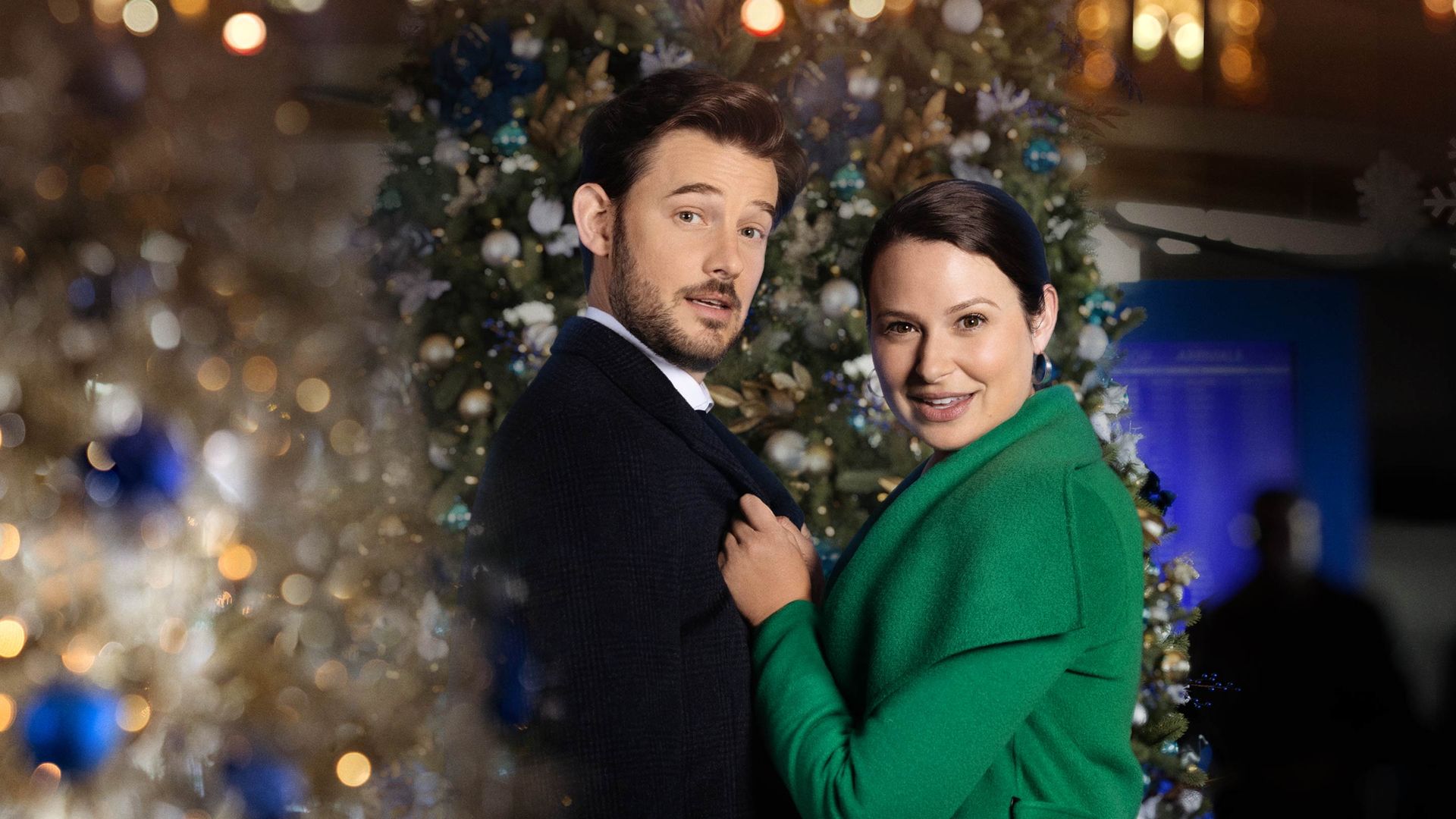 Christmas 2022 Airfare Christmas Takes Flight (Official Site) Watch On Cbs