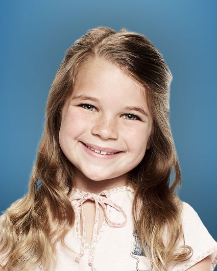 Raegan Revord - Young Sheldon Cast Member